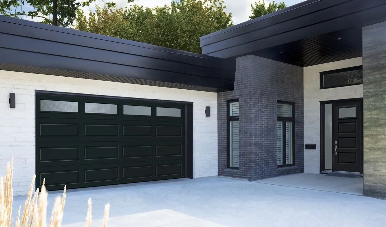 Vous trouverez ici les détails les plus pertinents de notre Porte de garage contemporaine Boucherville